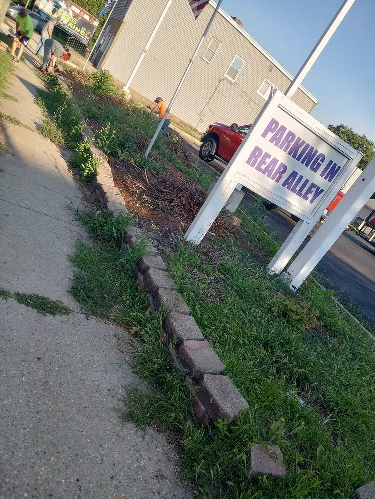 Custom garden landscaping in Rockford, IL - A P Sullivan's Landscaping