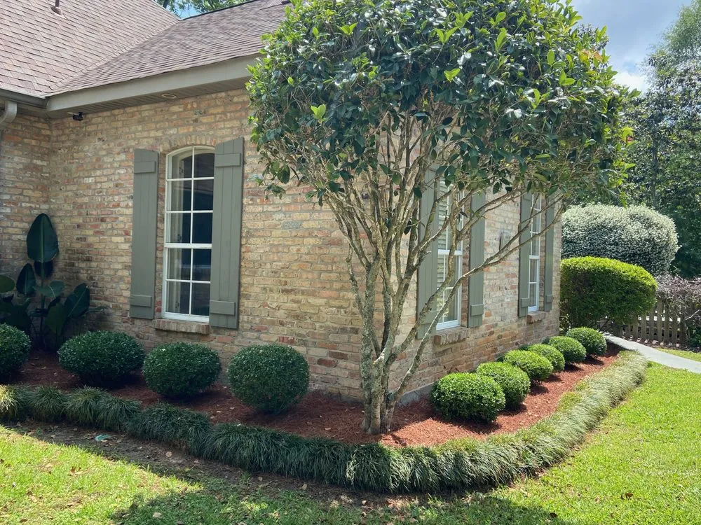 Custom landscaping services in Covington, LA by A Perfect Landscape & Construction