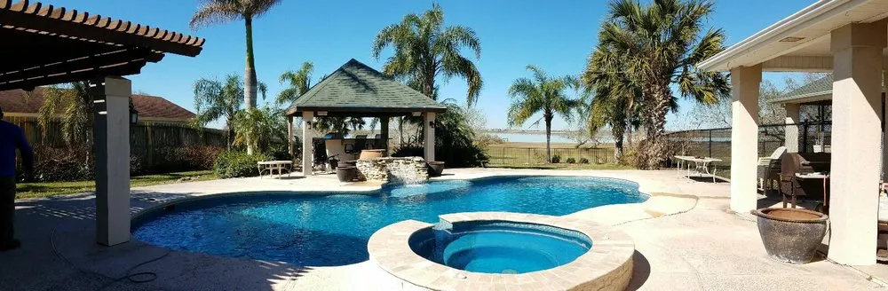 Top-rated yard cleanup service for homes in Corpus Christi, TX by A-Perfect Pool