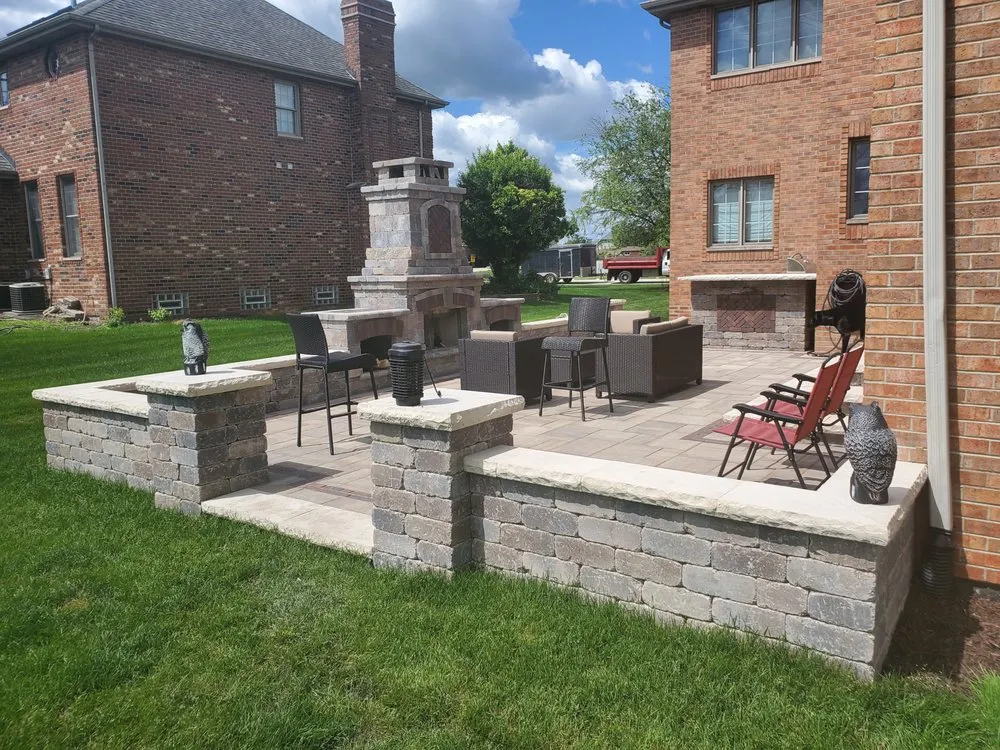 Local residential landscaping experts serving Aurora, IL - A Plus A J Landscaping