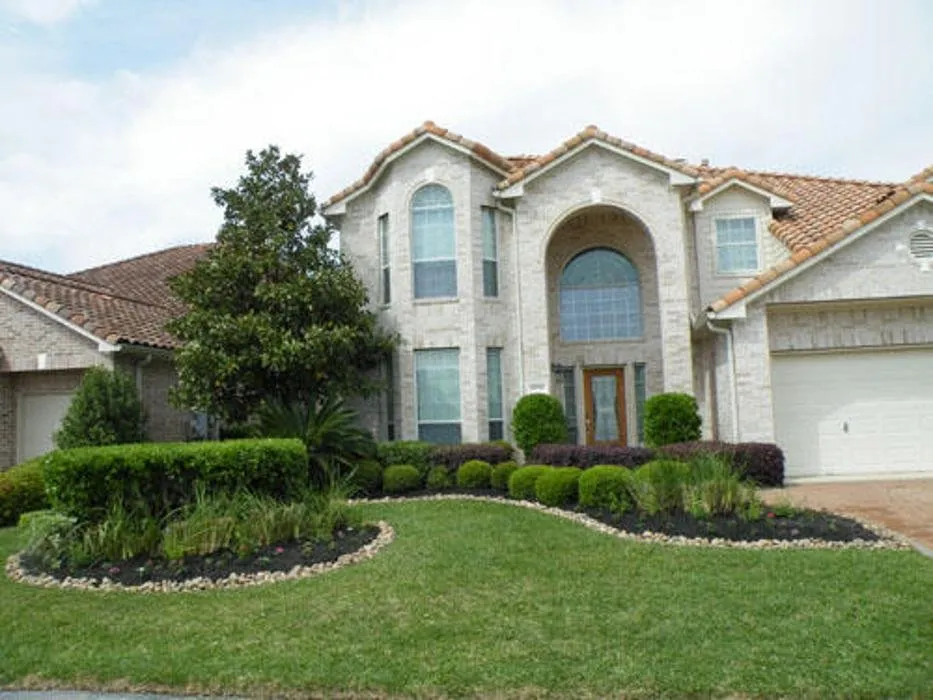 Expert outdoor landscaping experts serving Houston, TX - A Plus Landscaping