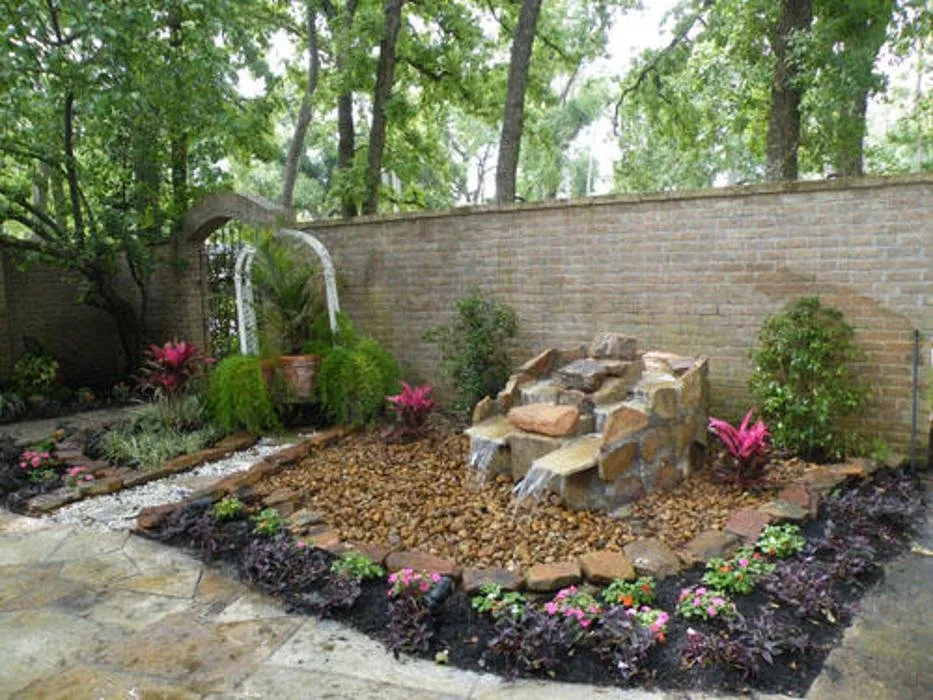 Top-rated landscape installation in Houston, TX by A Plus Landscaping