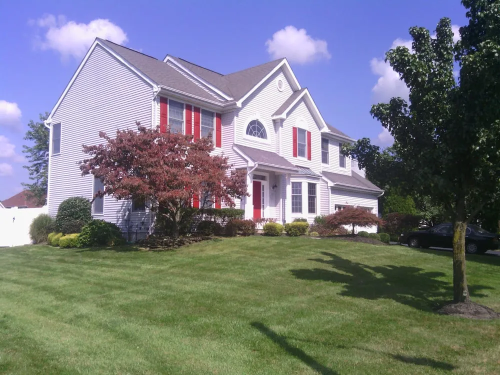 Top-rated lawn mowing service in Cookstown, NJ by A Plus Lawn Service