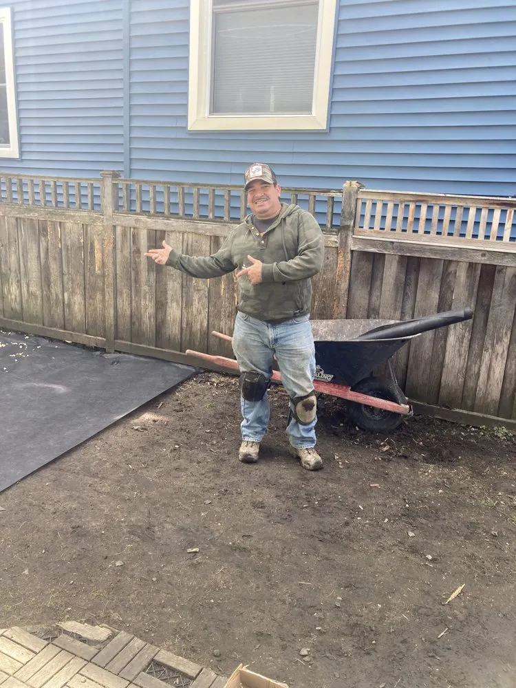 Affordable lawn mowing service experts serving Aurora, IL - A Quest Landscape