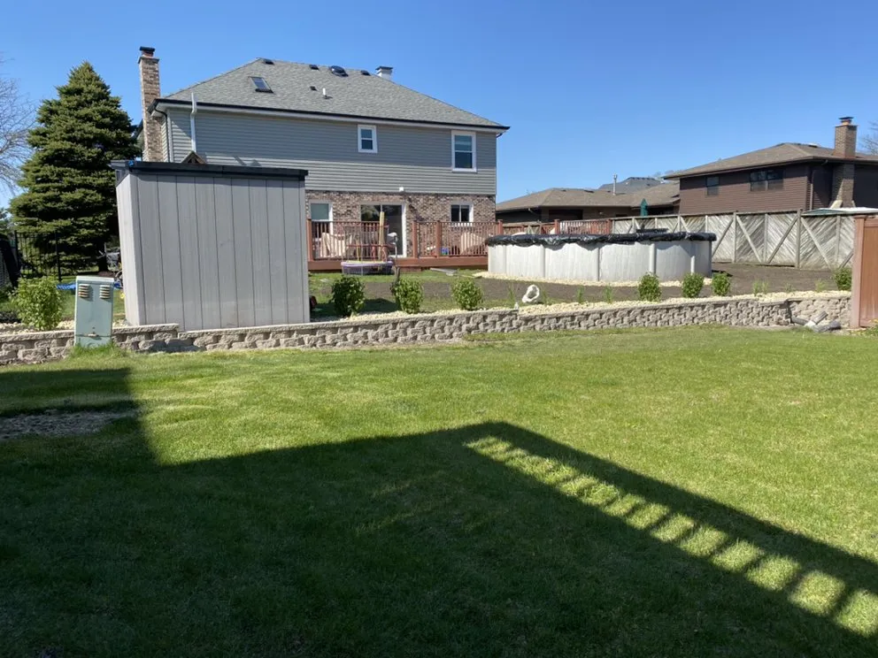 Expert yard maintenance in Mendota, IL by A Quest Landscape