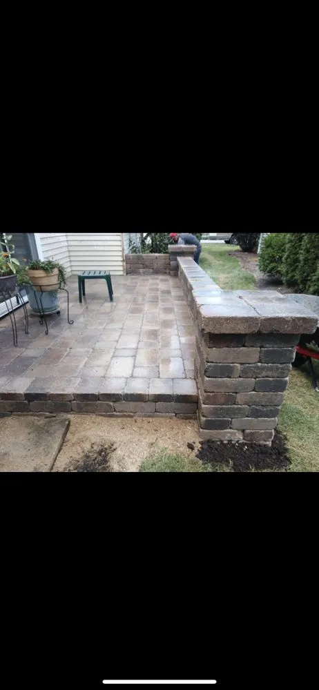 Reliable yard cleanup service for residential properties across Mendota, IL - A Quest Landscape