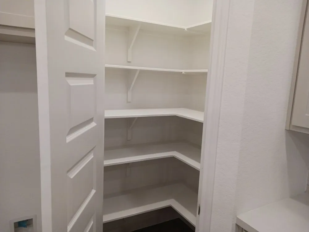 Expert garden landscaping in Floresville, TX by A R Averill