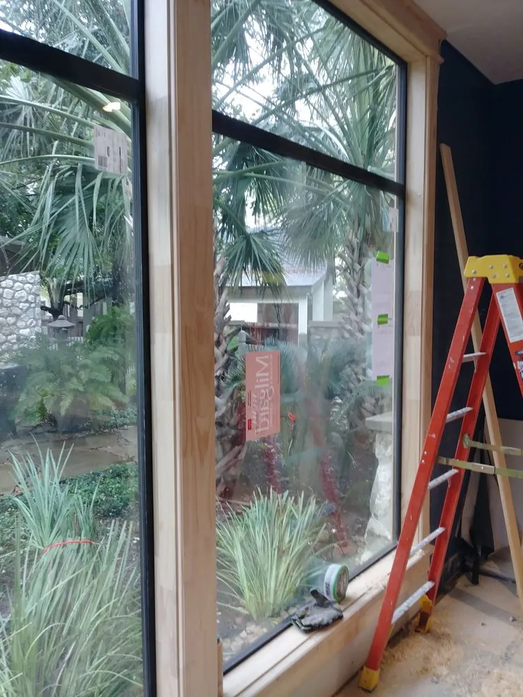 Custom yard maintenance in Floresville, TX by A R Averill