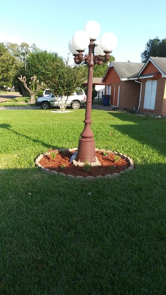 Trusted landscape design for beautiful yards in Santa Fe, TX by A Rebel Does It Best