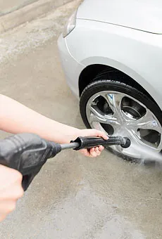 A Righteous Touch Logo