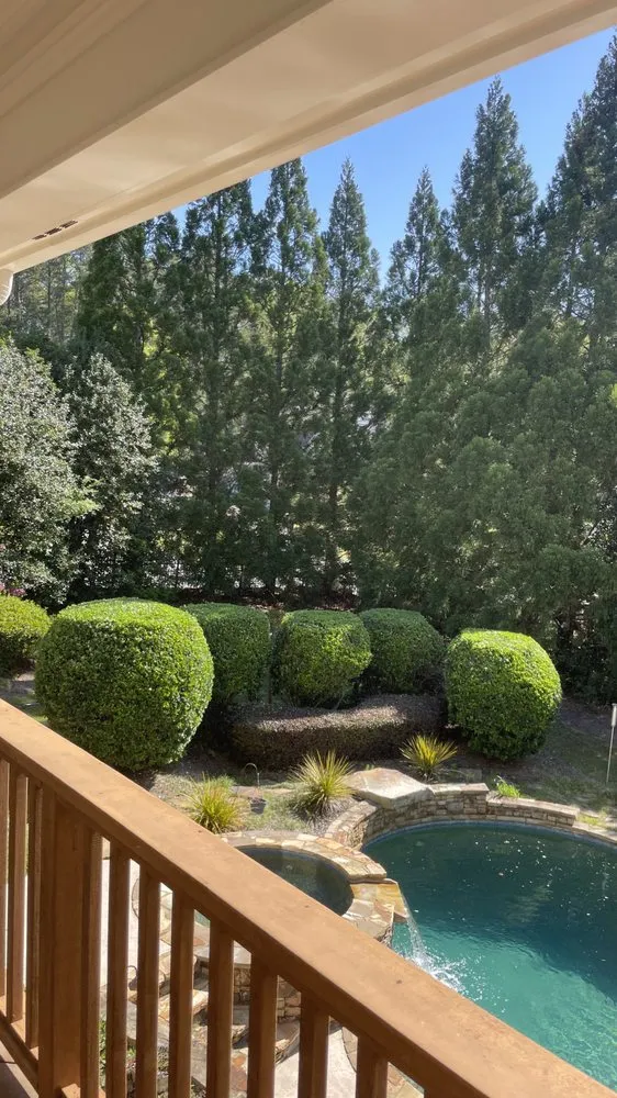 Expert yard cleanup service experts serving Lawrenceville, GA - A Ros Lawn Care