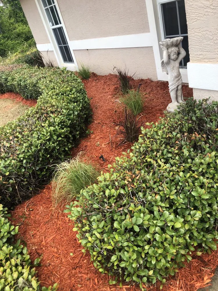 Expert lawn mowing service for residential properties in Bowling Green, FL by A Superior Lawn Care and Trimming