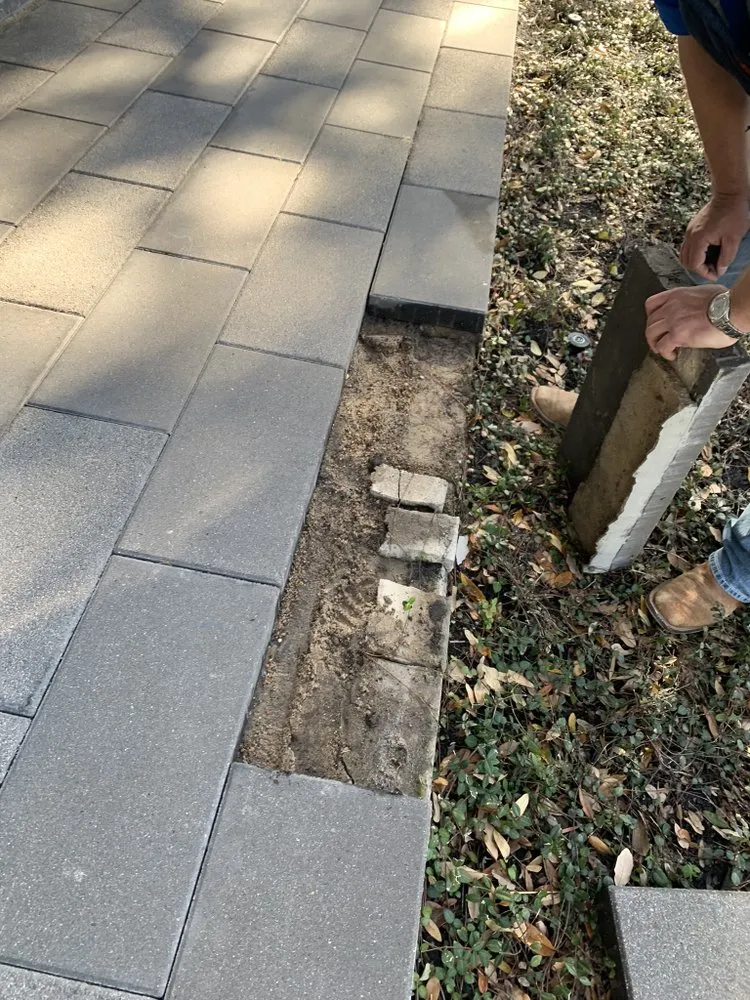 Top-rated lawn mowing service in Livingston, TX - A to Z Services