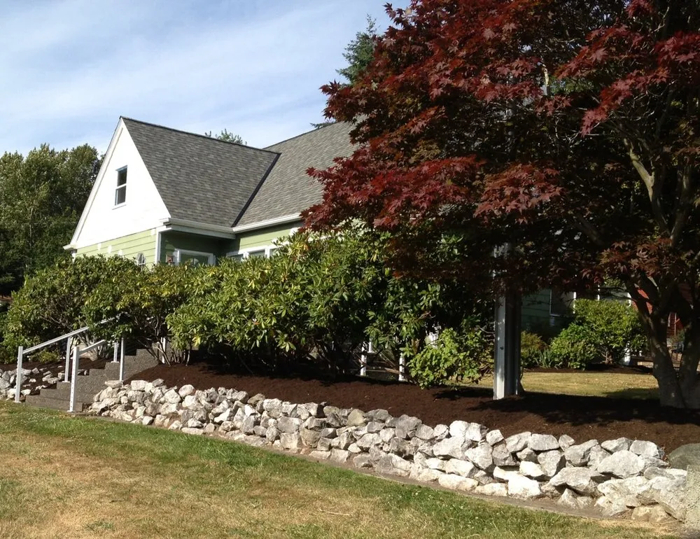 Top-rated yard cleanup service in Bellingham, WA - A to Z Yard and Cleaning Service