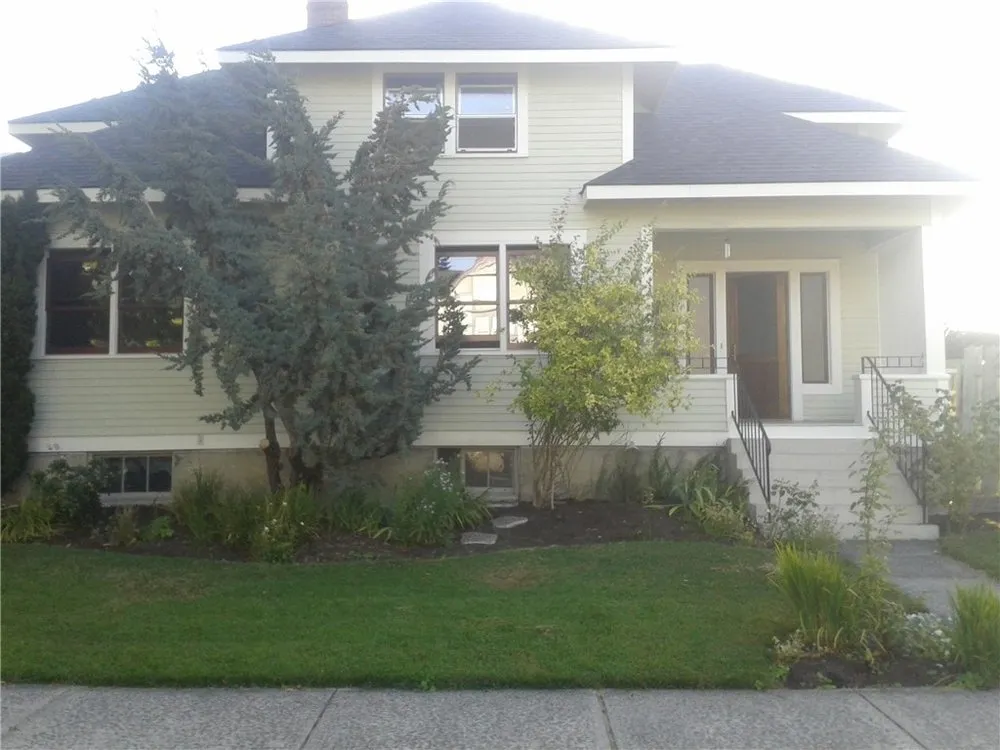 Top-rated landscaping services experts serving Bellingham, WA - A to Z Yard and Cleaning Service