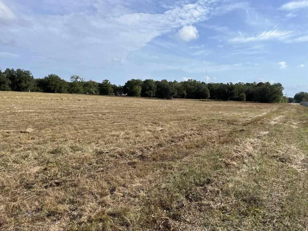 Reliable garden landscaping in Pensacola, FL - A Touch Of A Finger