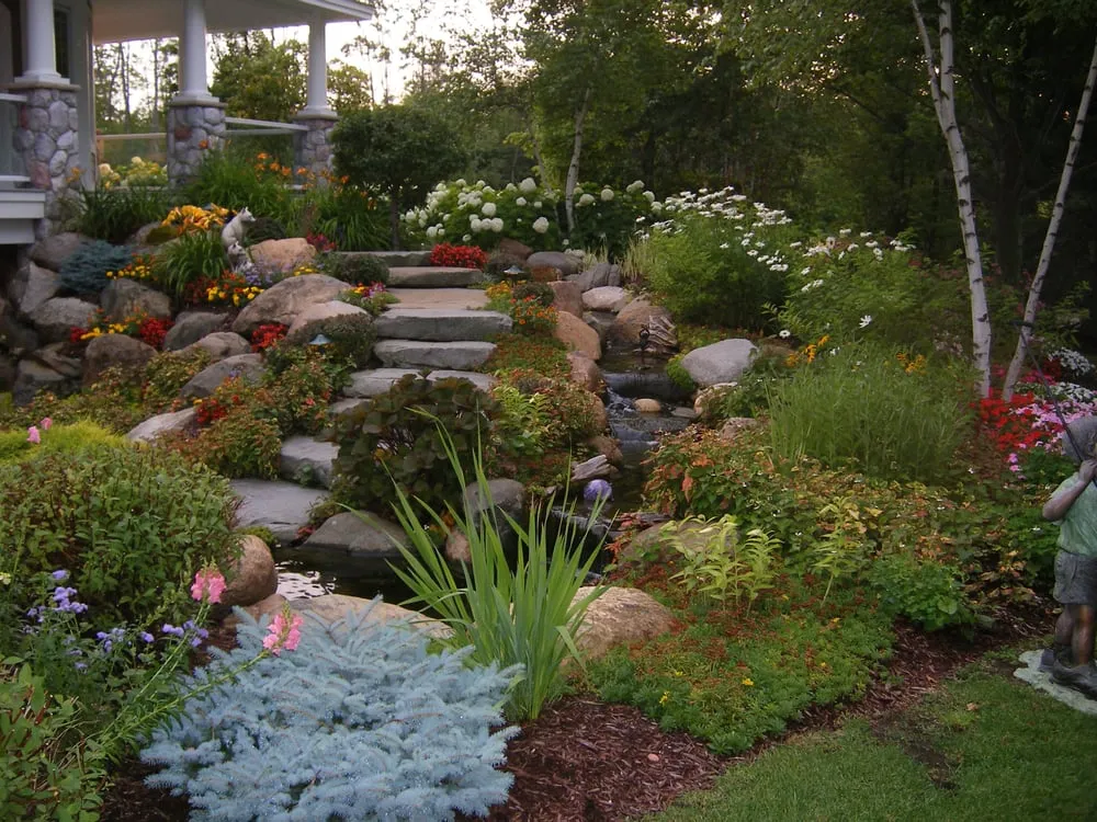 Custom garden landscaping for residential properties in Homer Glen, IL by A Touch of Green