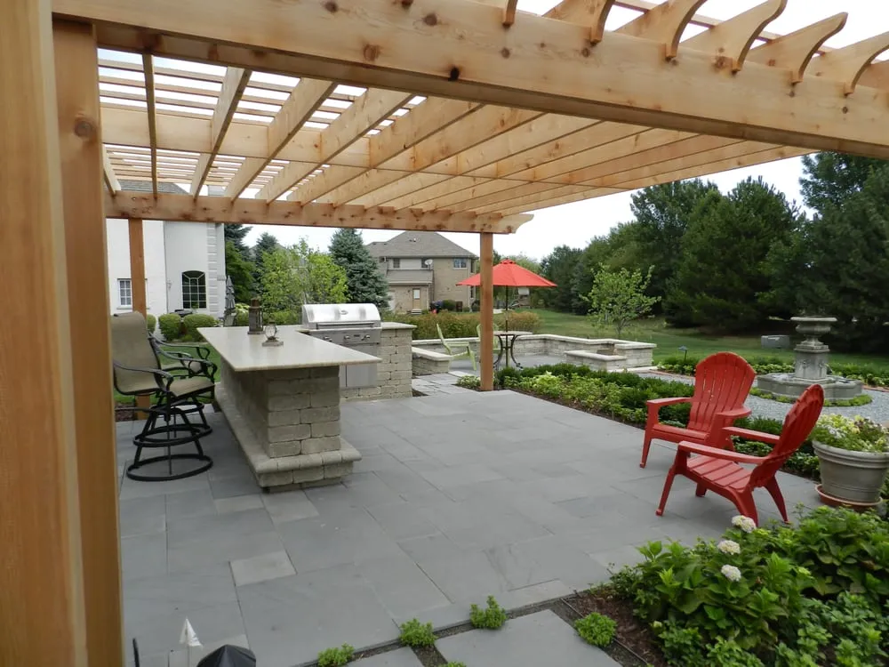 Local yard cleanup service in Homer Glen, IL - A Touch of Green