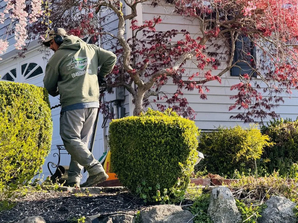 Top-rated garden landscaping in Millbrook, NY - A V Arts Landscaping