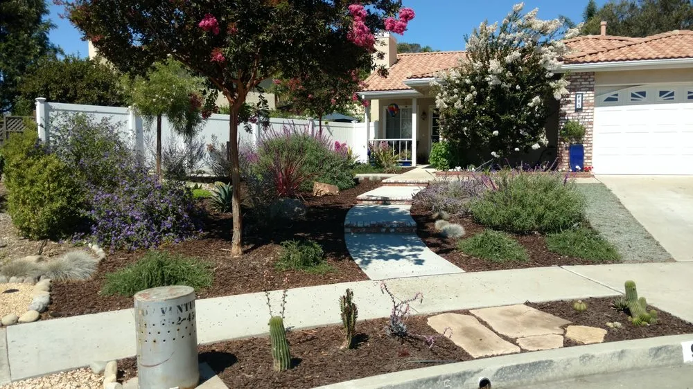 Top-rated garden landscaping in Ventura, CA - A Woman's Touch