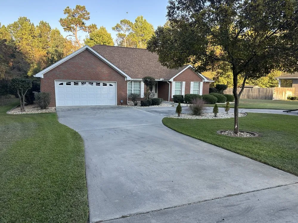 Top-rated lawn mowing service in Valdosta, GA - A Xcut Above Lawn Care Services