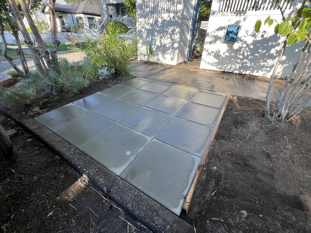 Reliable garden landscaping in Burien, WA by A-Z Landscaping