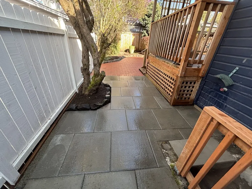 Custom yard cleanup service in Burien, WA by A-Z Landscaping