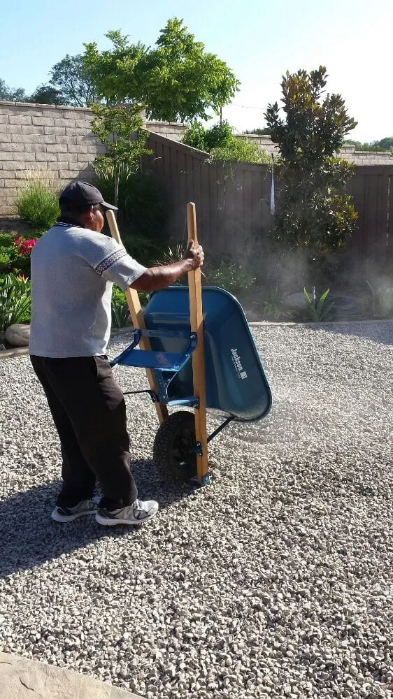 Affordable lawn care service in Bonsall, CA by A Zankich Services