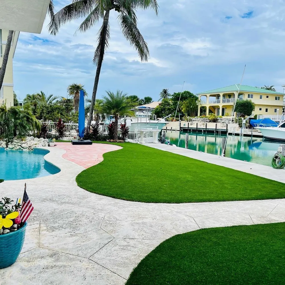 Local yard maintenance experts serving Fort Myers, FL - A1 Artificial Grass of SW Florida