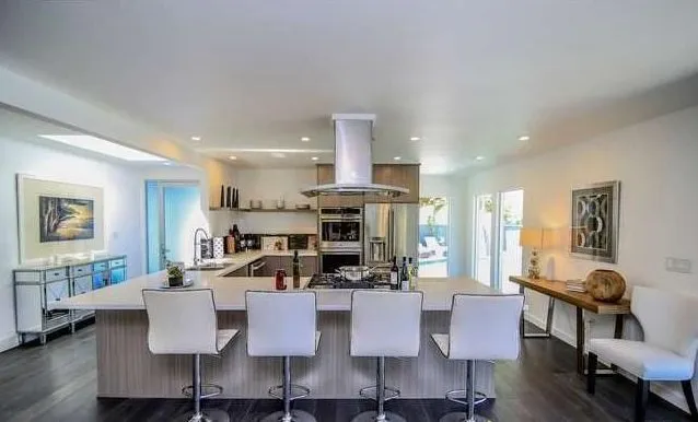 Top-rated landscaping services in Encino, CA - A1 Builders