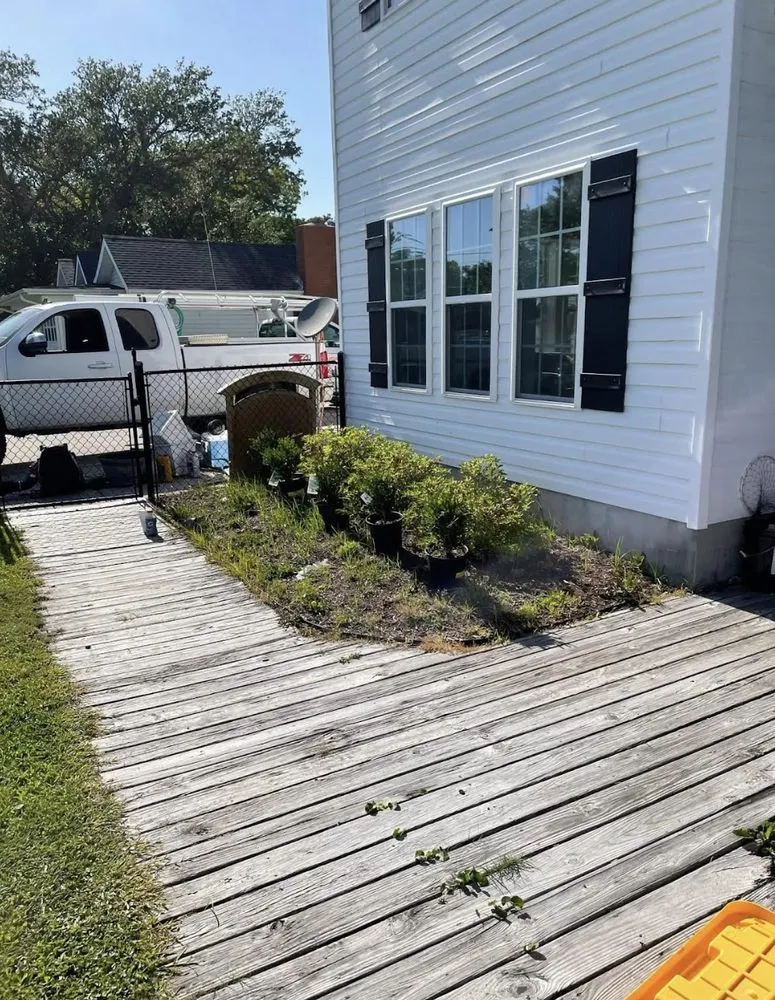 Expert yard cleanup service for beautiful yards across Newport, NC - A1 Landscaping and Junk Removal
