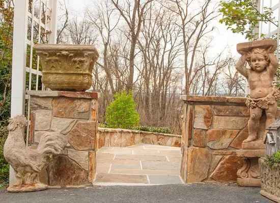 A1 Landscaping Services Logo