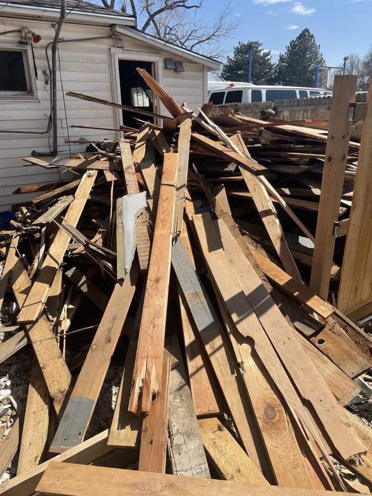 Top-rated lawn care service in Longmont, CO - A1 Lawn & Junk