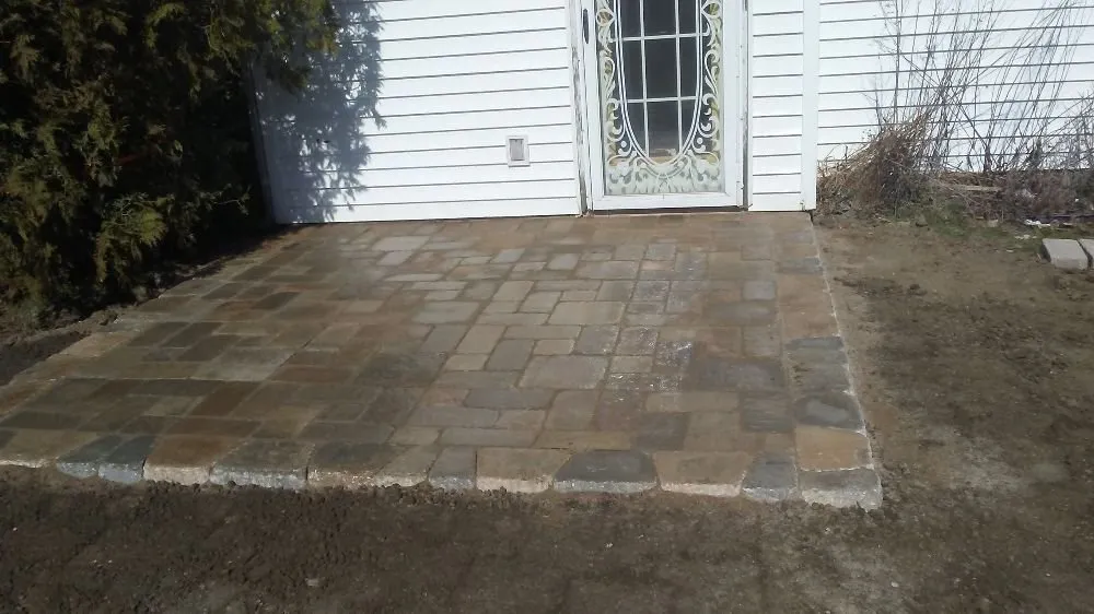 Top-rated landscape design in Hallsville, MO - A1 Lawn Care and Landscaping