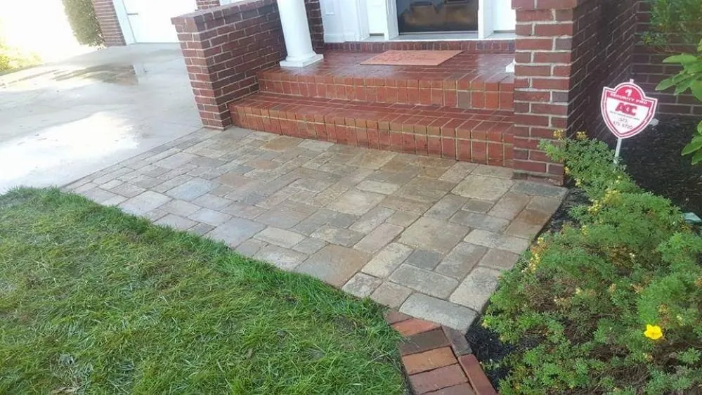 Expert garden landscaping in Hallsville, MO by A1 Lawn Care and Landscaping