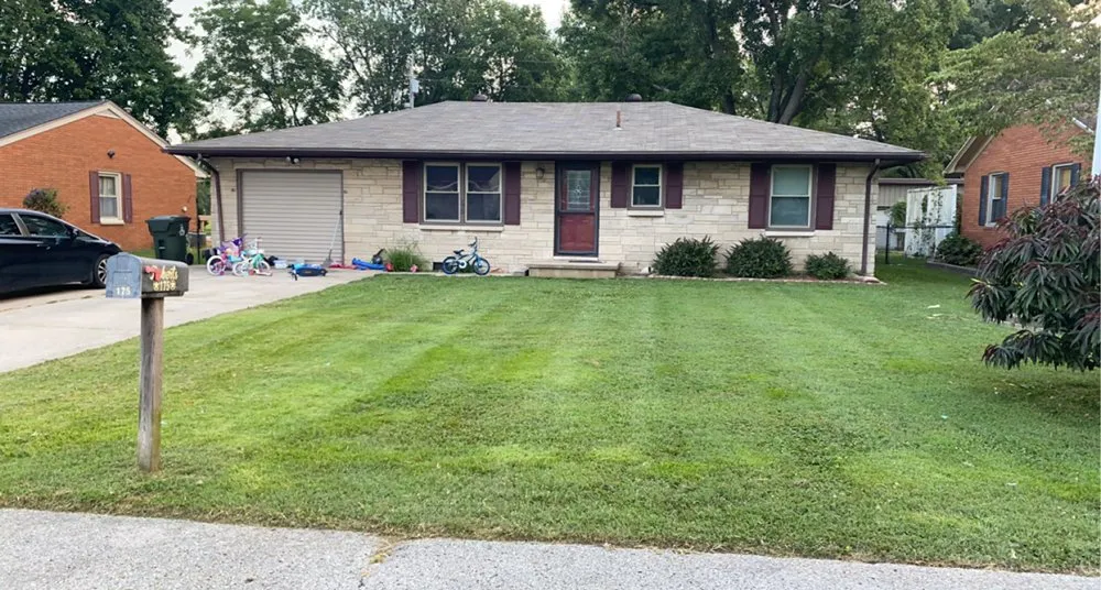 Affordable yard maintenance in Owensboro, KY - A1 Lawnscapes