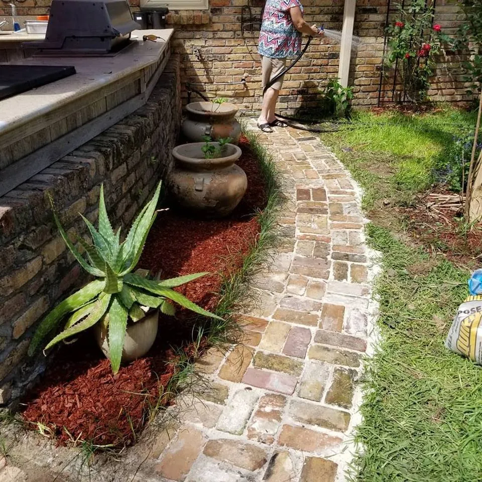 Custom landscape installation in Mobile, AL - A1 Precision Lawn Care