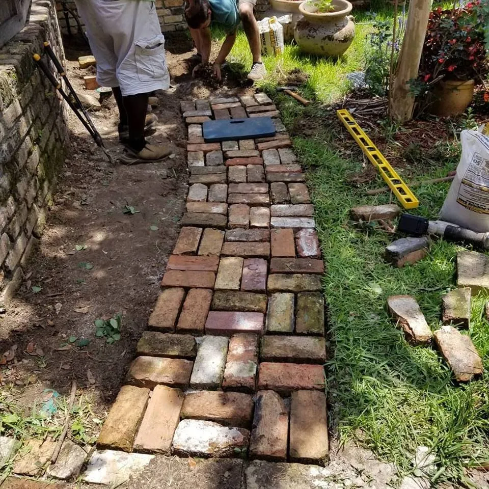 Affordable landscape design for beautiful yards in Mobile, AL by A1 Precision Lawn Care