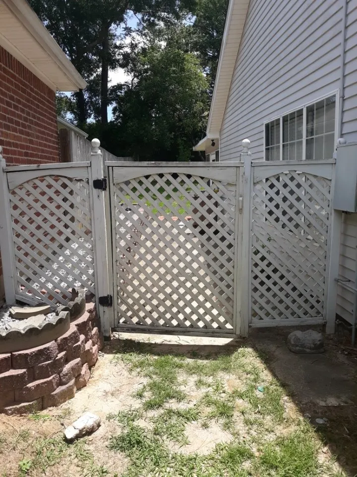 Local lawn care service for year-round maintenance across Mobile, AL - A1 Precision Lawn Care