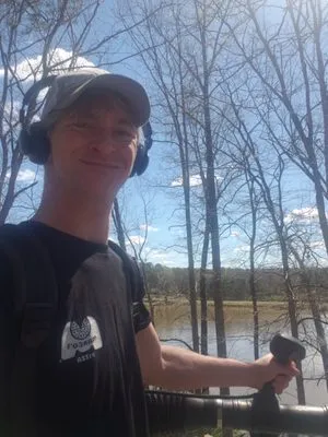 A1 Yard and Cleaning Services Logo