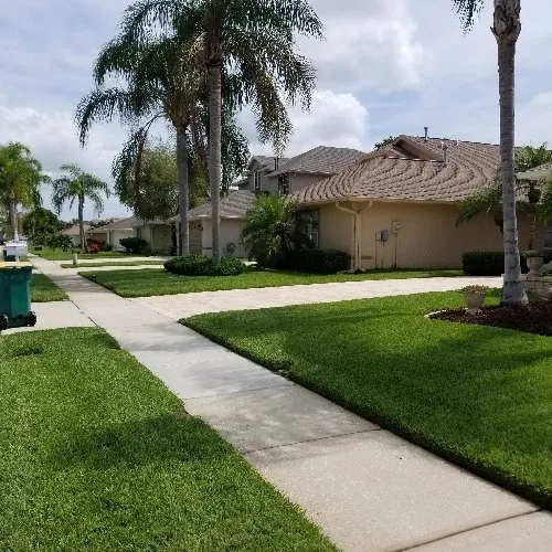 Local garden landscaping in Indialantic, FL by A1A Lawncare