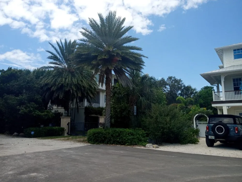 Custom landscaping services for beautiful yards in Sarasota, FL by A1Curb Appeal