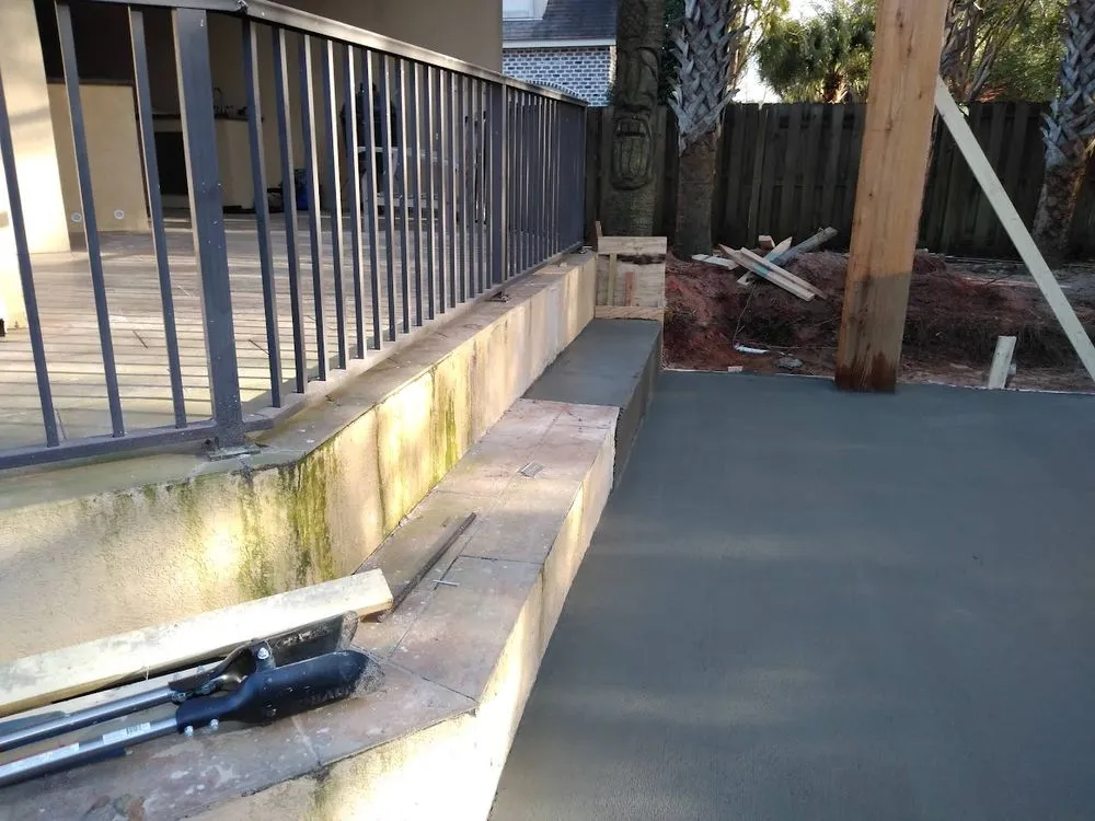 Top-rated garden landscaping in Pensacola, FL by A1Lawn And More Services