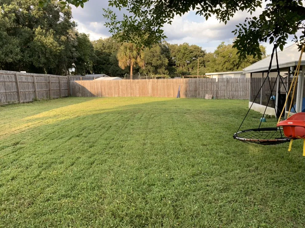 Top-rated yard maintenance for homes across Valrico, FL - A1M Power Wash & Lawn Care