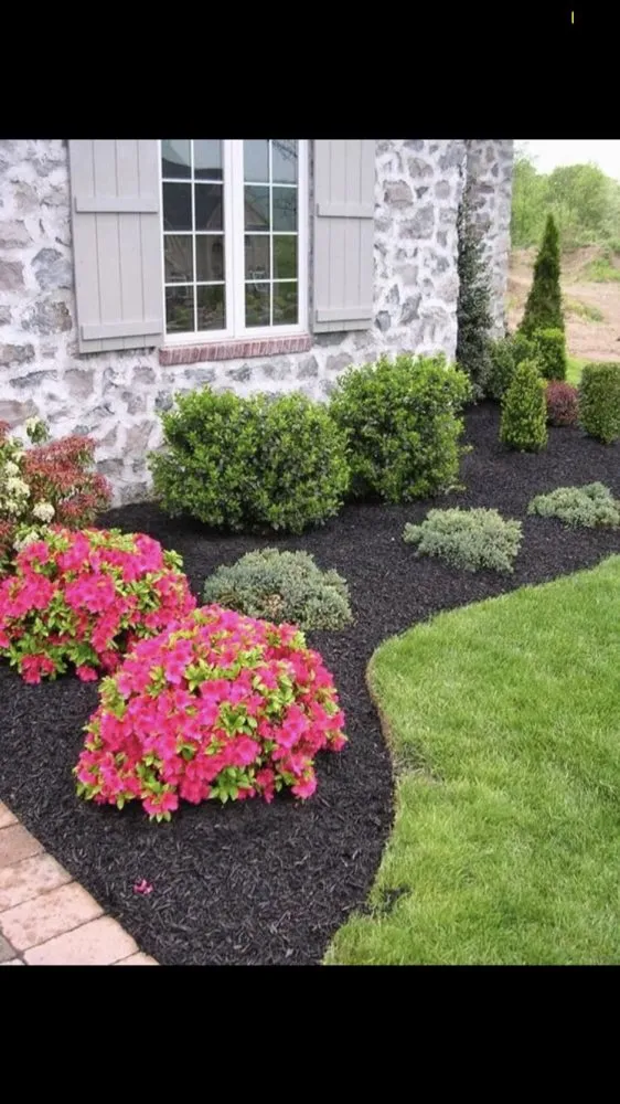 Reliable lawn mowing service experts serving Ypsilanti, MI - A2 Outdoor Creations