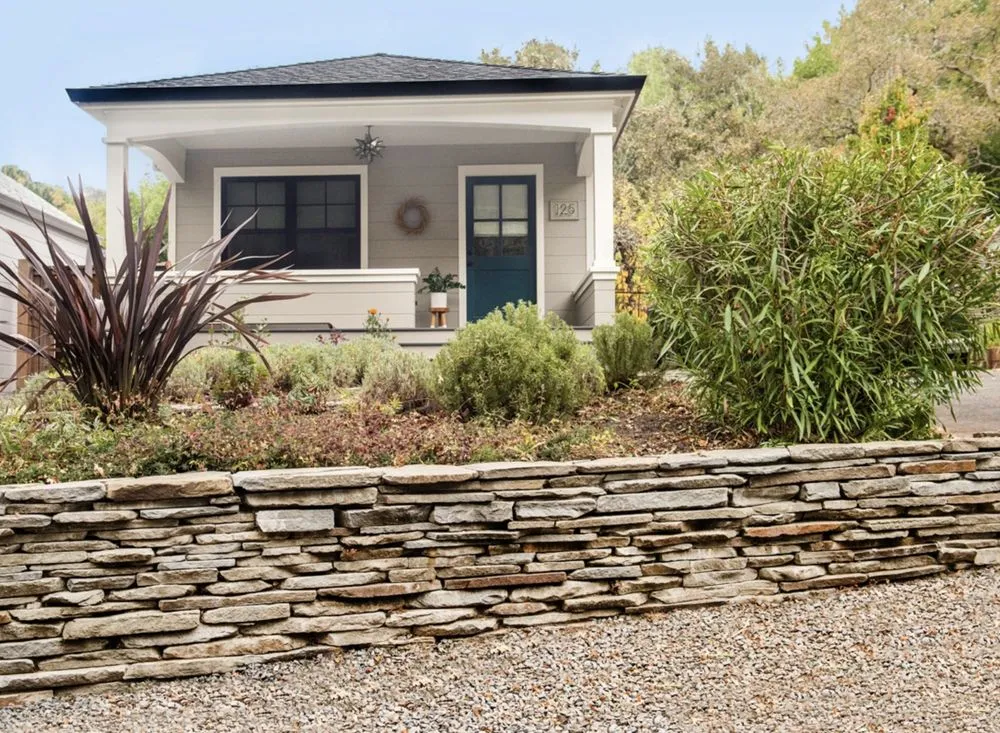 Affordable outdoor landscaping in Novato, CA by A2C Construction