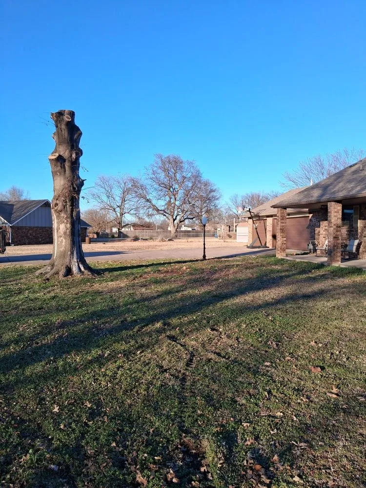 Custom lawn mowing service experts serving Tulsa, OK - A2VS Restoration And Lawncare