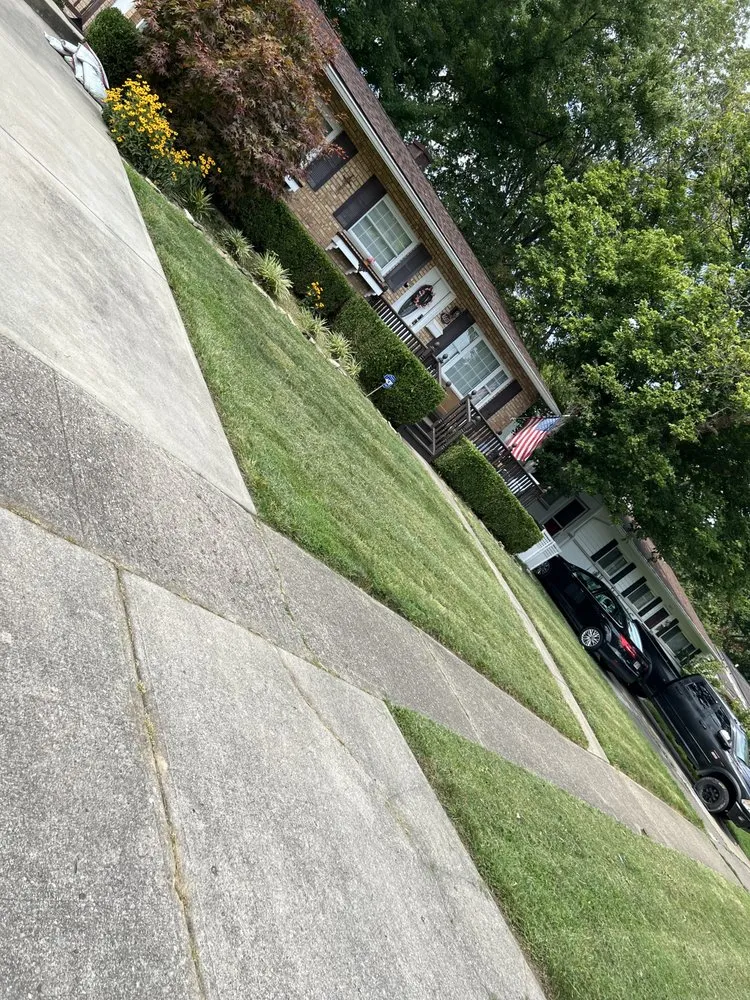 Local outdoor landscaping in Cincinnati, OH - A2Z 513