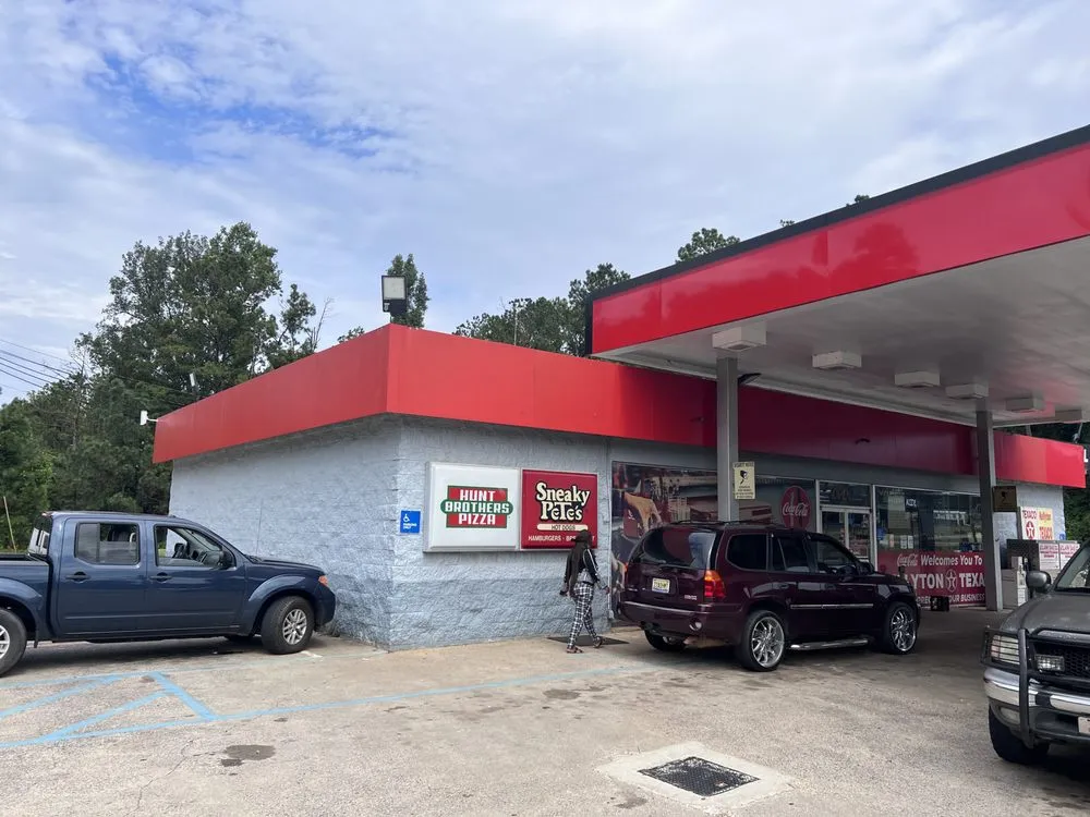 Custom garden landscaping for year-round maintenance across Sullivan, MO - A2Z Contracting