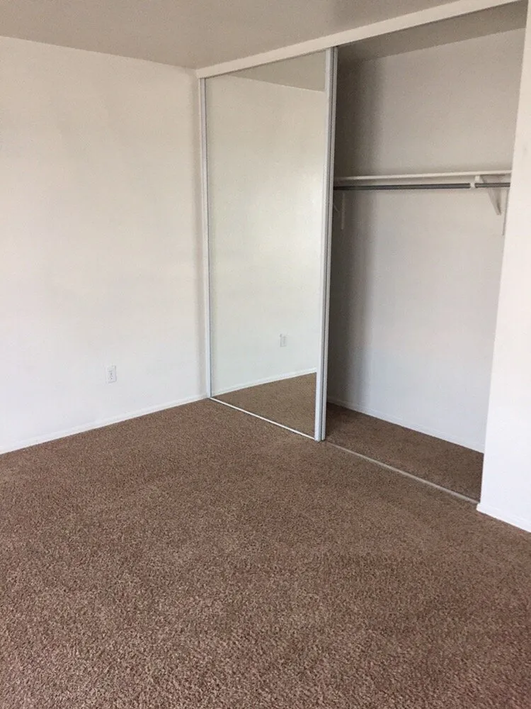 Trusted lawn mowing service in Mesa, AZ - A2Z Handyman Services